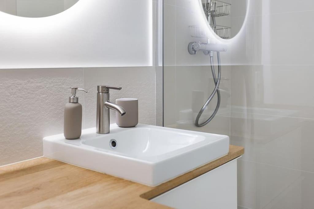 Apartment Machines De L'ile - Fibre - Netflix - T2 La Tour Nantes